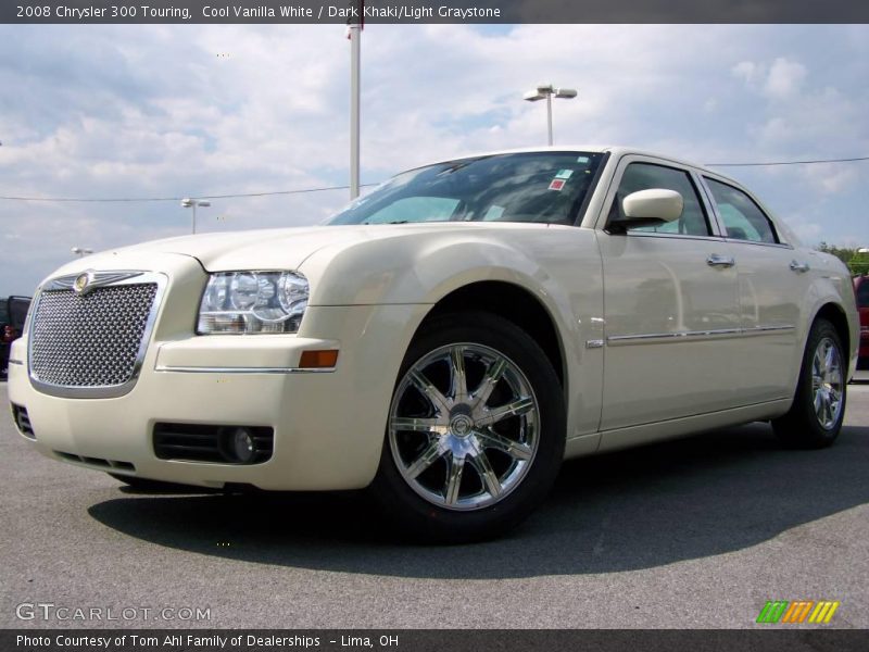 Cool Vanilla White / Dark Khaki/Light Graystone 2008 Chrysler 300 Touring