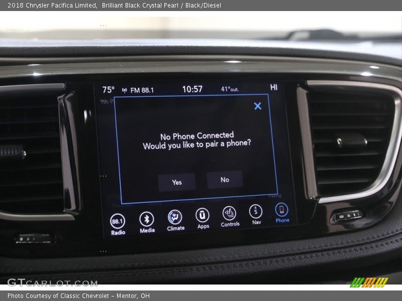 Brilliant Black Crystal Pearl / Black/Diesel 2018 Chrysler Pacifica Limited