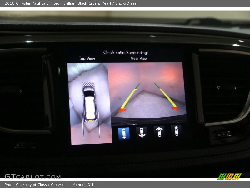 Brilliant Black Crystal Pearl / Black/Diesel 2018 Chrysler Pacifica Limited