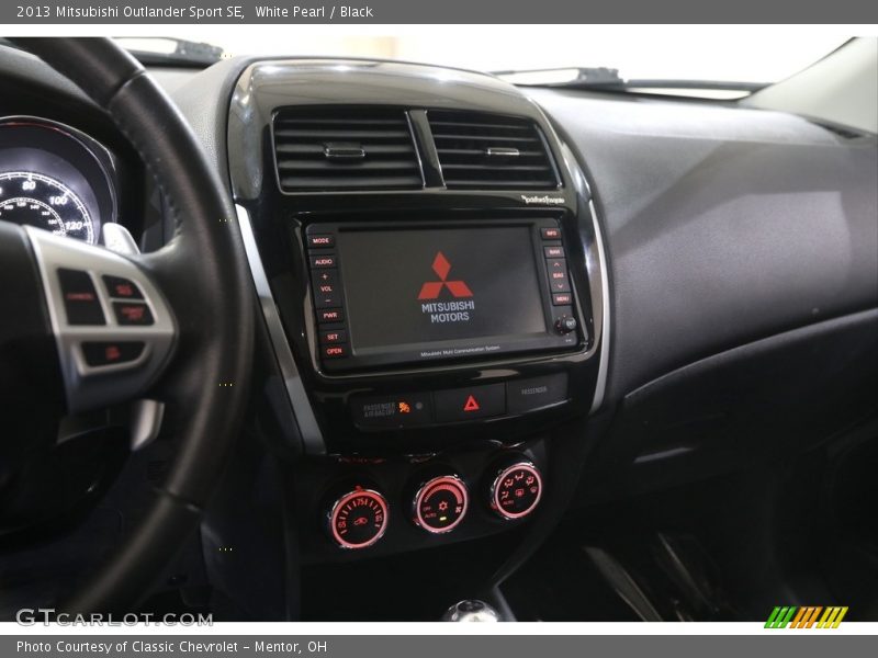 Controls of 2013 Outlander Sport SE