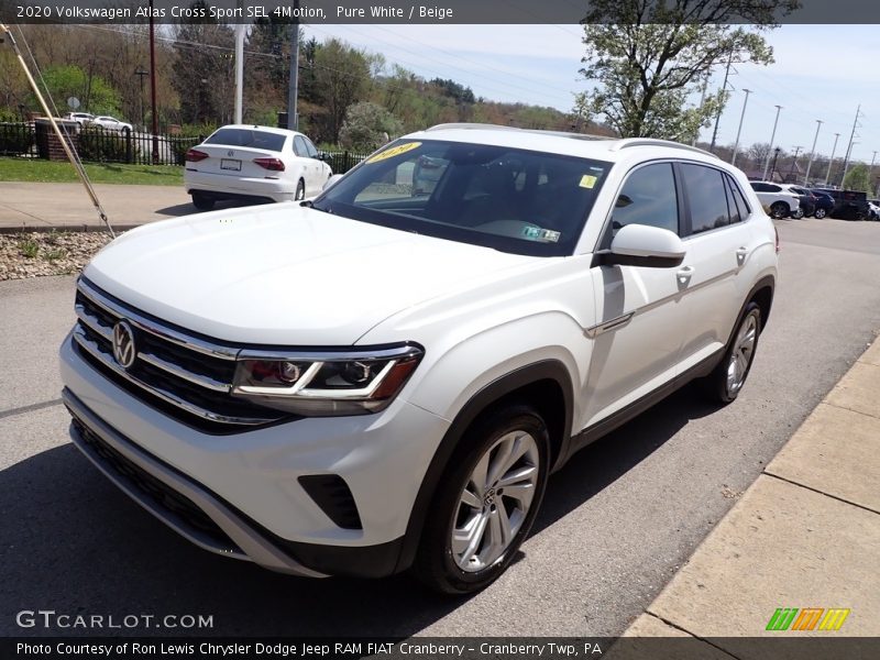 Pure White / Beige 2020 Volkswagen Atlas Cross Sport SEL 4Motion