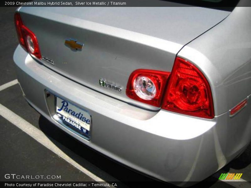 Silver Ice Metallic / Titanium 2009 Chevrolet Malibu Hybrid Sedan