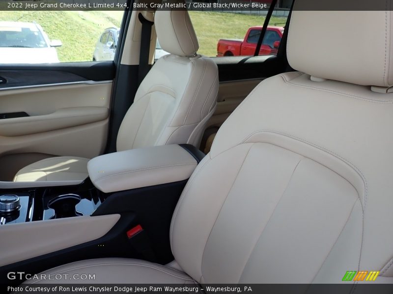 Baltic Gray Metallic / Global Black/Wicker Beige 2022 Jeep Grand Cherokee L Limited 4x4