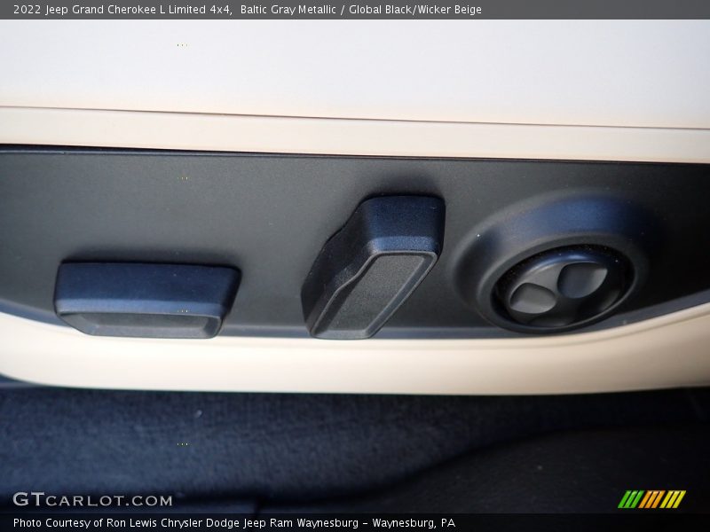 Baltic Gray Metallic / Global Black/Wicker Beige 2022 Jeep Grand Cherokee L Limited 4x4