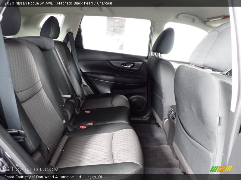 Magnetic Black Pearl / Charcoal 2020 Nissan Rogue SV AWD