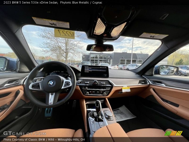  2023 5 Series 530e xDrive Sedan Cognac Interior