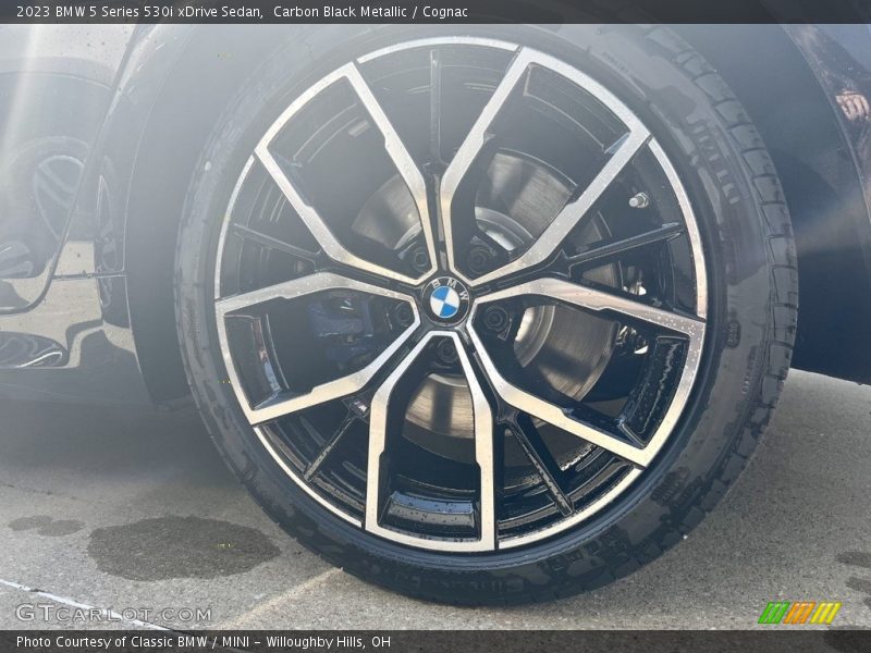 Carbon Black Metallic / Cognac 2023 BMW 5 Series 530i xDrive Sedan
