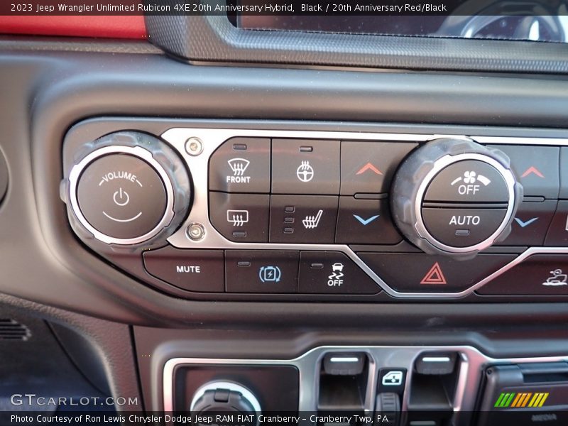 Controls of 2023 Wrangler Unlimited Rubicon 4XE 20th Anniversary Hybrid