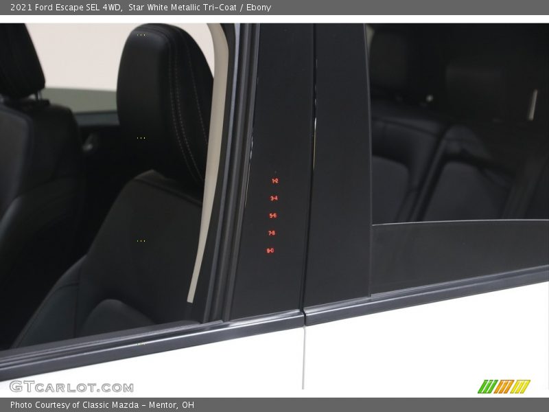 Star White Metallic Tri-Coat / Ebony 2021 Ford Escape SEL 4WD