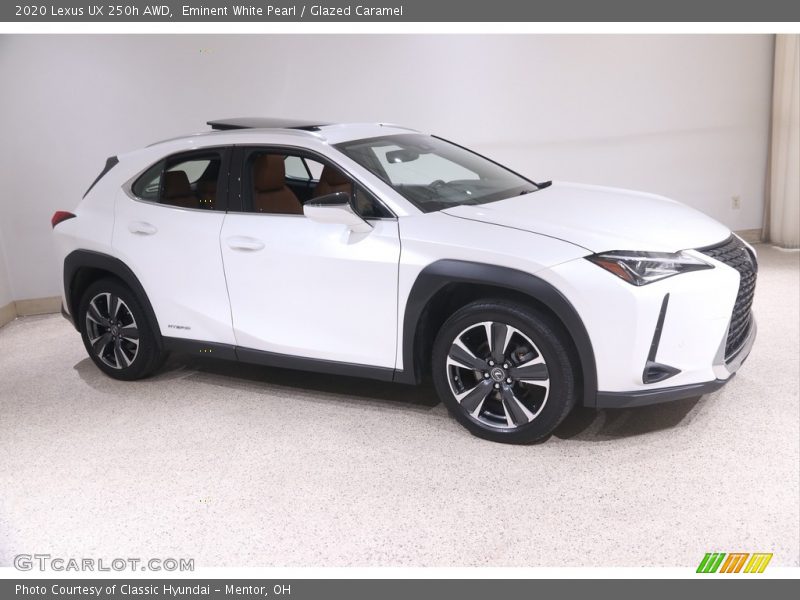 Eminent White Pearl / Glazed Caramel 2020 Lexus UX 250h AWD