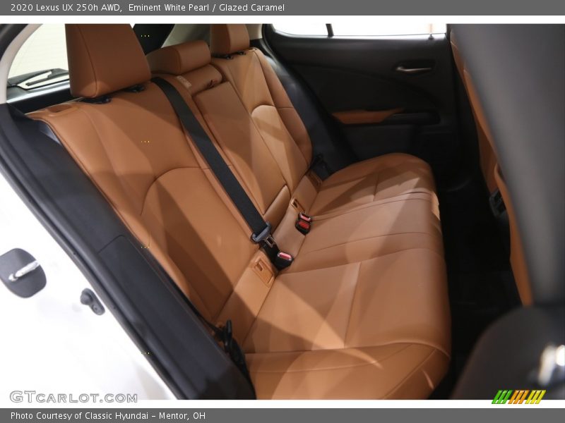 Eminent White Pearl / Glazed Caramel 2020 Lexus UX 250h AWD