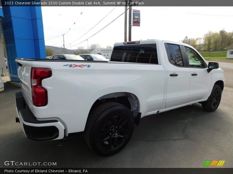 Summit White / Jet Black 2023 Chevrolet Silverado 1500 Custom Double Cab 4x4