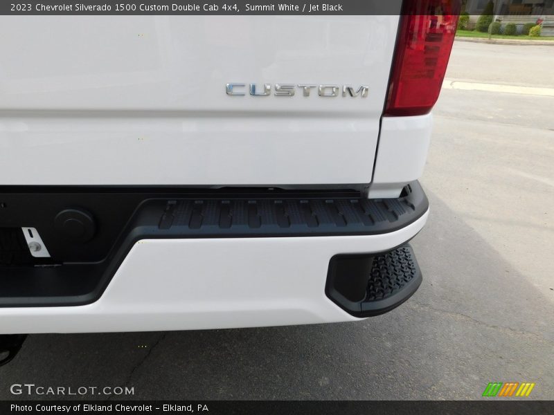 Summit White / Jet Black 2023 Chevrolet Silverado 1500 Custom Double Cab 4x4