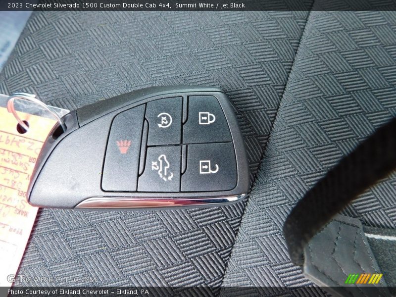 Summit White / Jet Black 2023 Chevrolet Silverado 1500 Custom Double Cab 4x4