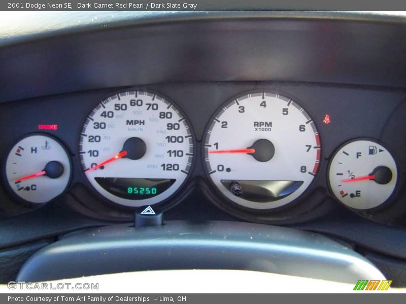 Dark Garnet Red Pearl / Dark Slate Gray 2001 Dodge Neon SE