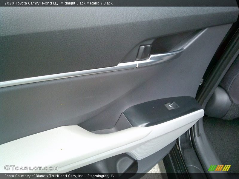 Midnight Black Metallic / Black 2020 Toyota Camry Hybrid LE
