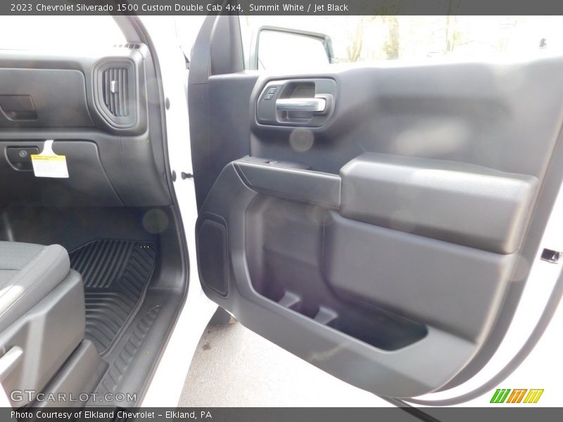 Summit White / Jet Black 2023 Chevrolet Silverado 1500 Custom Double Cab 4x4