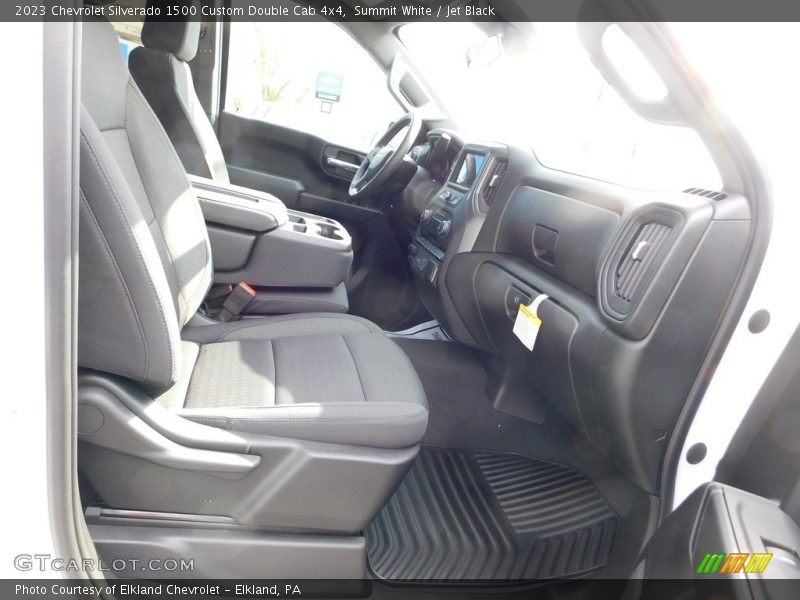 Summit White / Jet Black 2023 Chevrolet Silverado 1500 Custom Double Cab 4x4