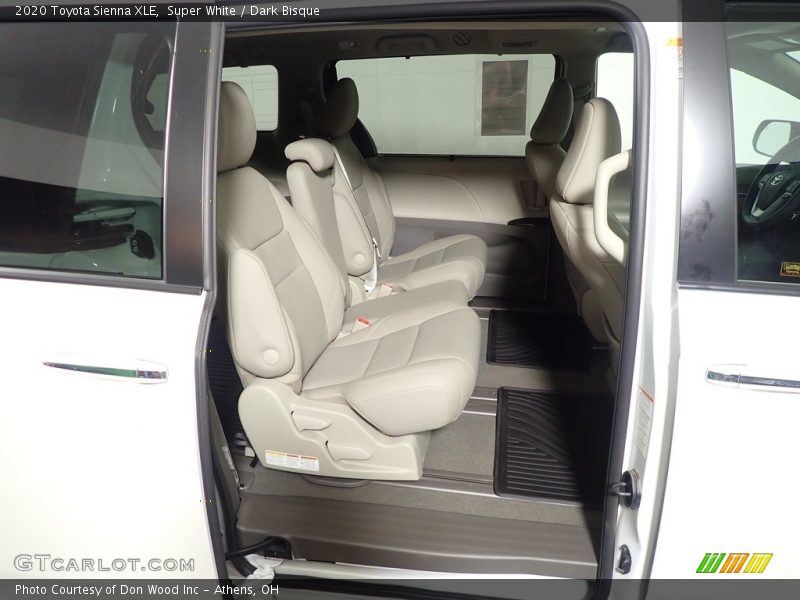 Super White / Dark Bisque 2020 Toyota Sienna XLE