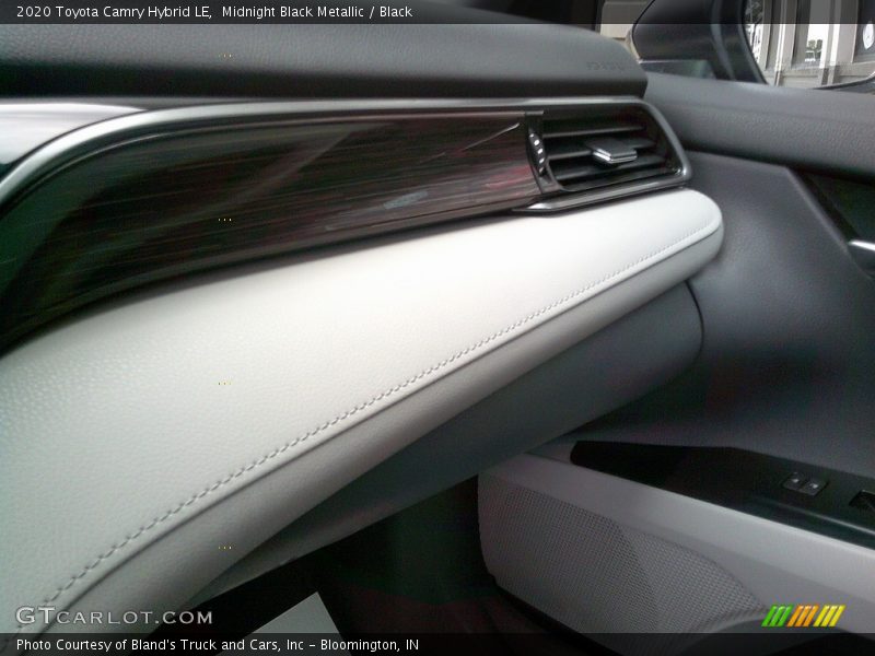 Midnight Black Metallic / Black 2020 Toyota Camry Hybrid LE