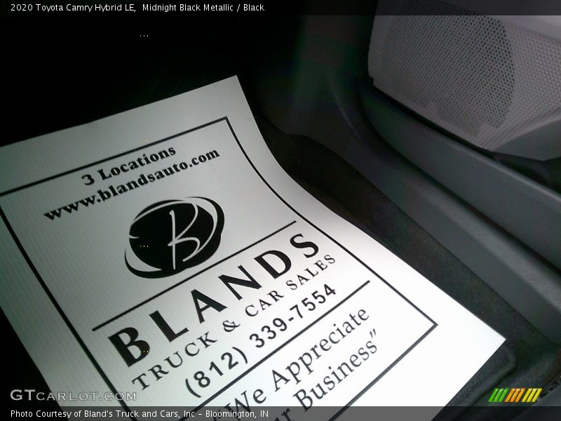 Midnight Black Metallic / Black 2020 Toyota Camry Hybrid LE