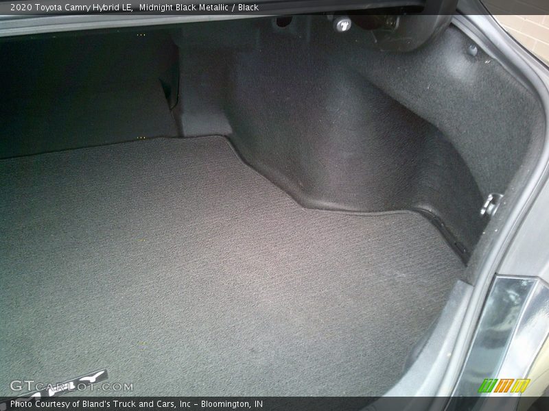 Midnight Black Metallic / Black 2020 Toyota Camry Hybrid LE
