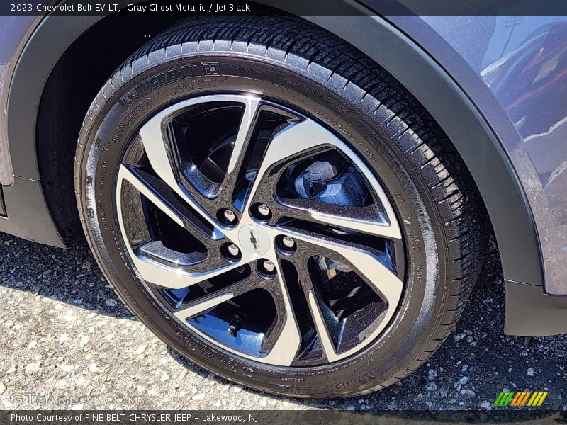 Gray Ghost Metallic / Jet Black 2023 Chevrolet Bolt EV LT