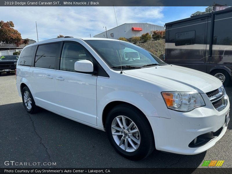White Knuckle / Black 2019 Dodge Grand Caravan SXT