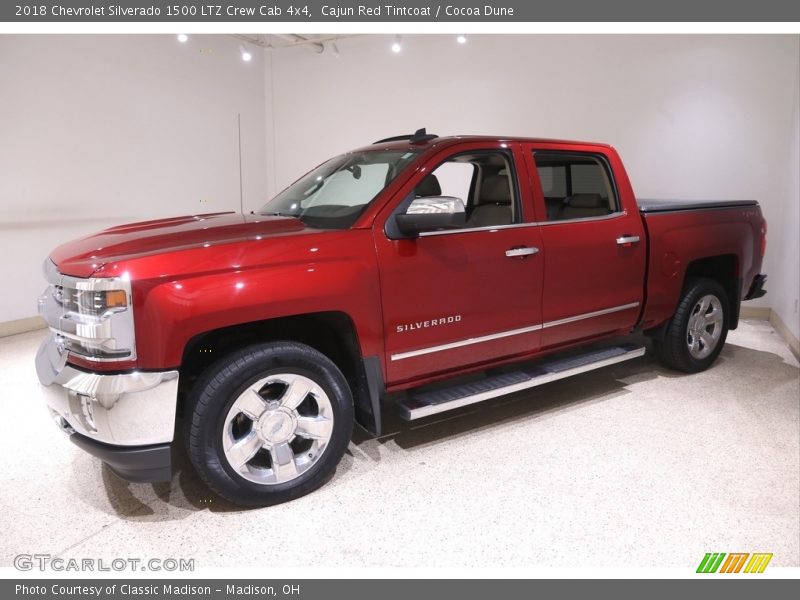 Front 3/4 View of 2018 Silverado 1500 LTZ Crew Cab 4x4