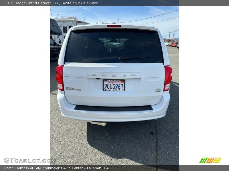 White Knuckle / Black 2019 Dodge Grand Caravan SXT