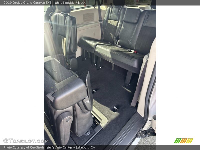 White Knuckle / Black 2019 Dodge Grand Caravan SXT