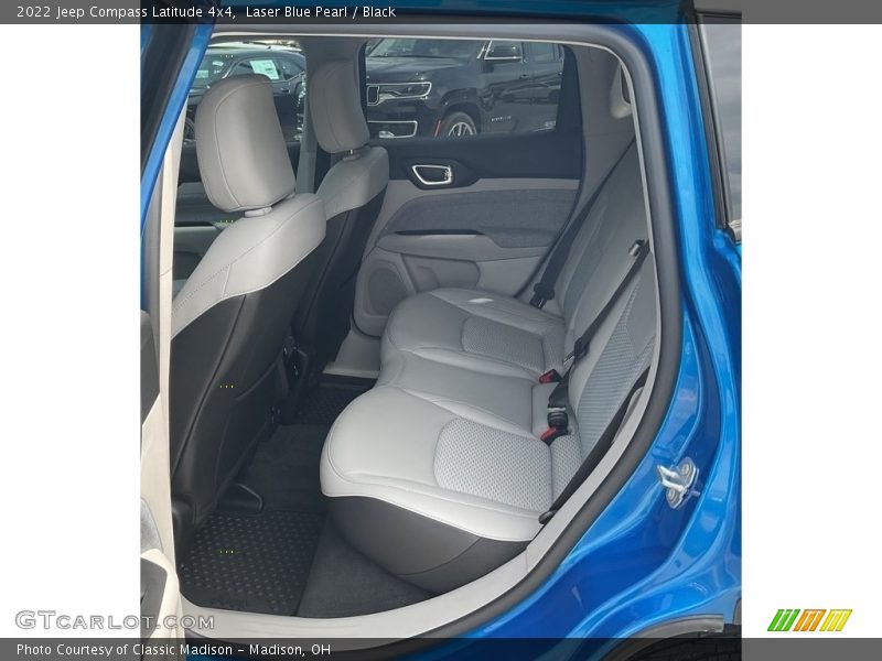 Laser Blue Pearl / Black 2022 Jeep Compass Latitude 4x4