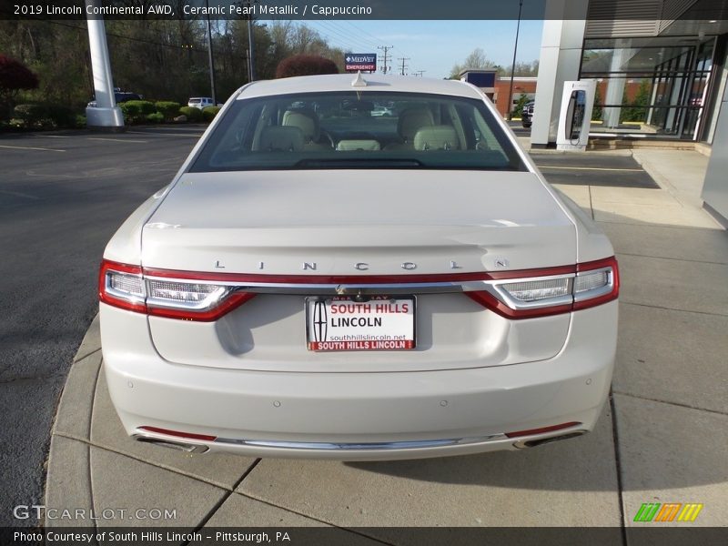 Ceramic Pearl Metallic / Cappuccino 2019 Lincoln Continental AWD