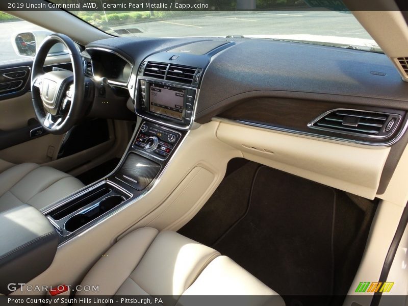 Ceramic Pearl Metallic / Cappuccino 2019 Lincoln Continental AWD