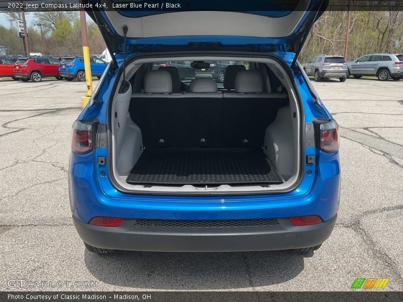 Laser Blue Pearl / Black 2022 Jeep Compass Latitude 4x4