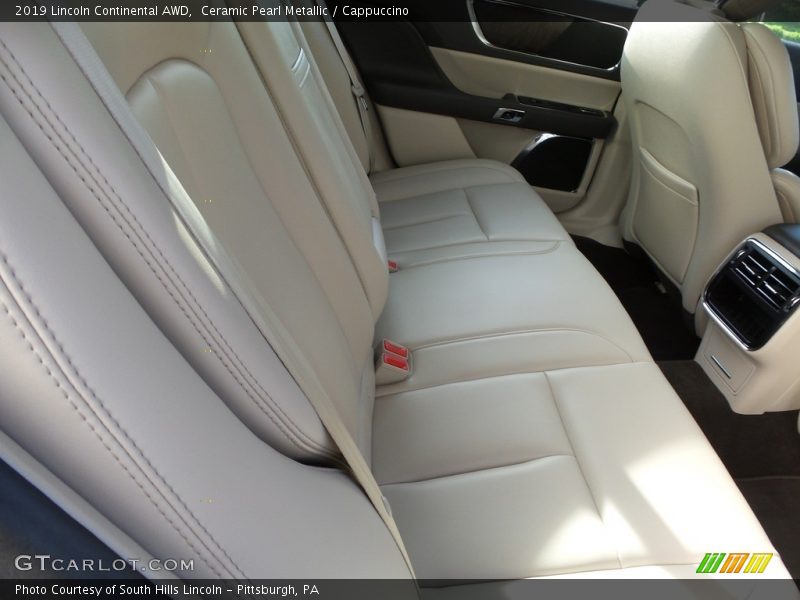 Ceramic Pearl Metallic / Cappuccino 2019 Lincoln Continental AWD