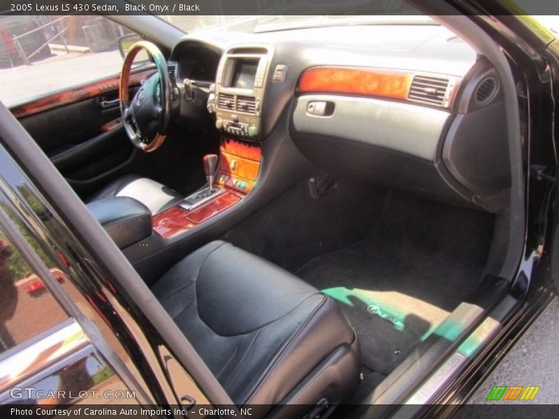 Black Onyx / Black 2005 Lexus LS 430 Sedan