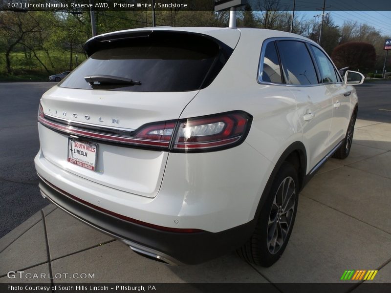 Pristine White / Sandstone 2021 Lincoln Nautilus Reserve AWD