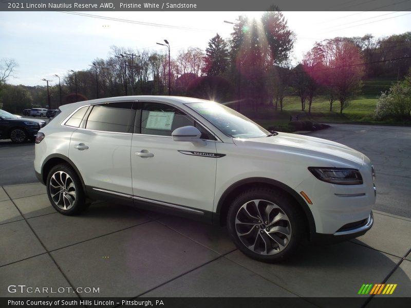 Pristine White / Sandstone 2021 Lincoln Nautilus Reserve AWD