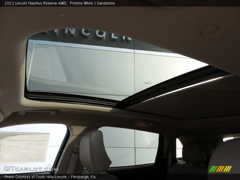 Pristine White / Sandstone 2021 Lincoln Nautilus Reserve AWD