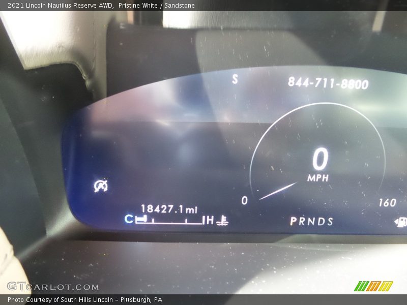 Pristine White / Sandstone 2021 Lincoln Nautilus Reserve AWD