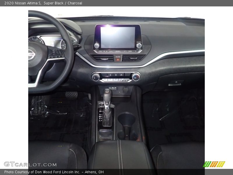 Super Black / Charcoal 2020 Nissan Altima S