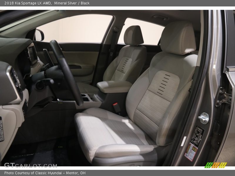 Mineral Silver / Black 2018 Kia Sportage LX AWD