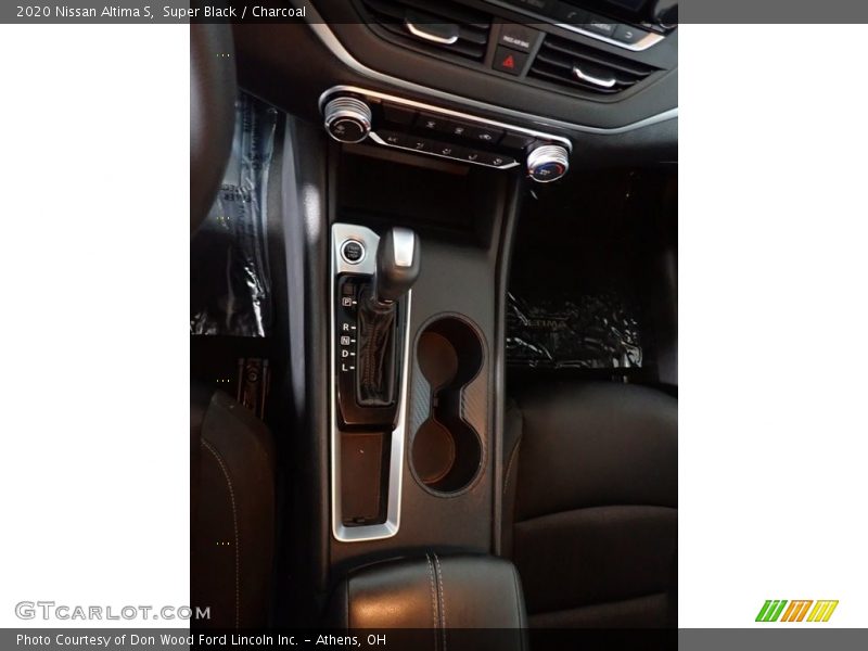 Super Black / Charcoal 2020 Nissan Altima S