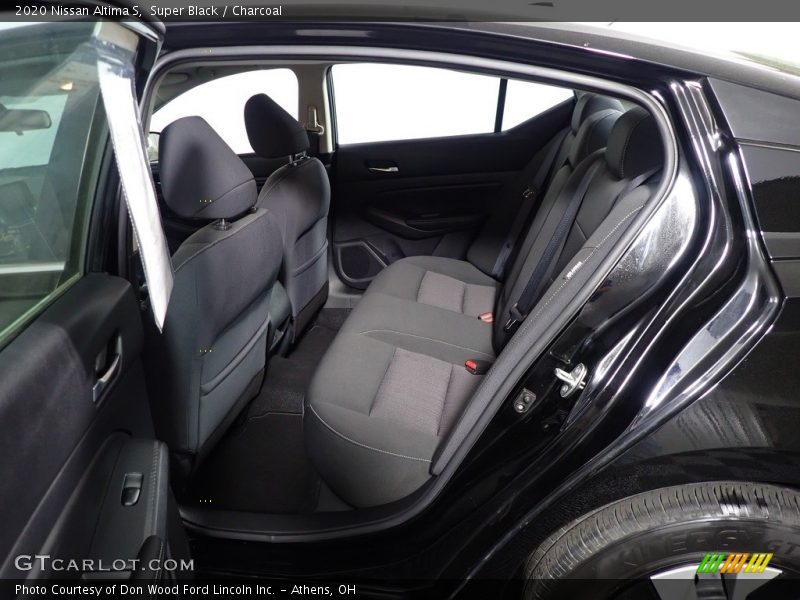 Super Black / Charcoal 2020 Nissan Altima S