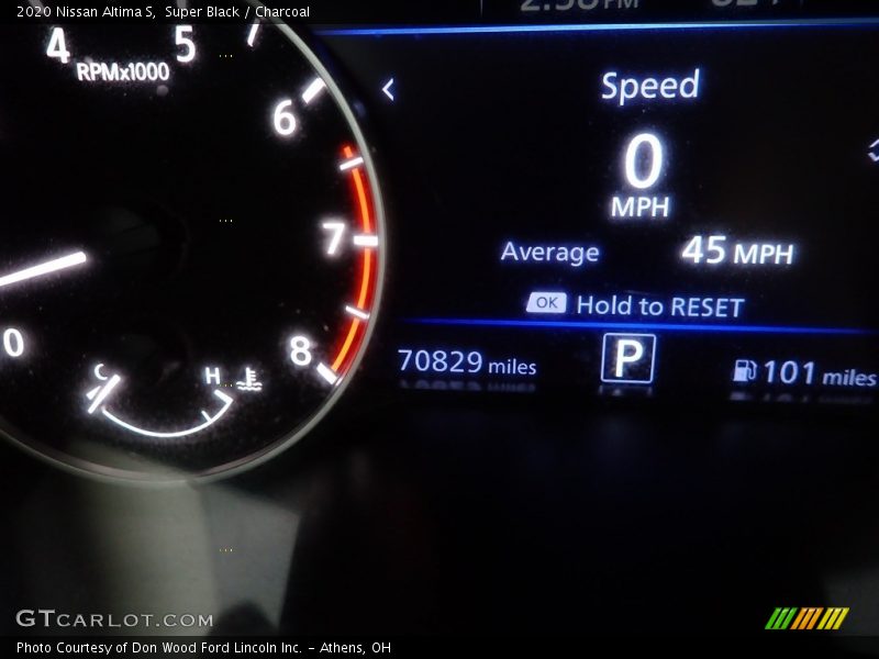 Super Black / Charcoal 2020 Nissan Altima S