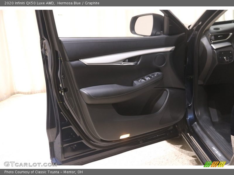 Door Panel of 2020 QX50 Luxe AWD