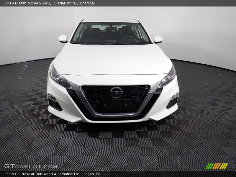 Glacier White / Charcoal 2019 Nissan Altima S AWD