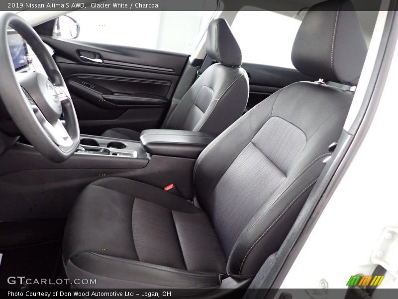 Glacier White / Charcoal 2019 Nissan Altima S AWD