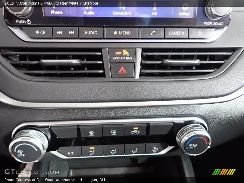 Glacier White / Charcoal 2019 Nissan Altima S AWD